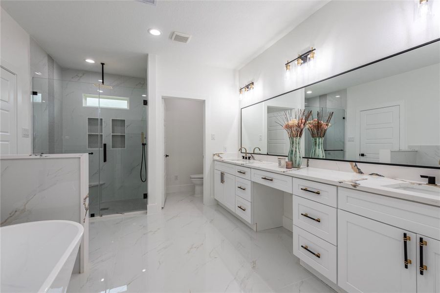 Furnished interior view inside a new home in , Dayton (Image 13).