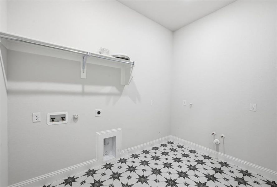 Spacious, unfurnished interior of a new home in , Melissa (Image 34).