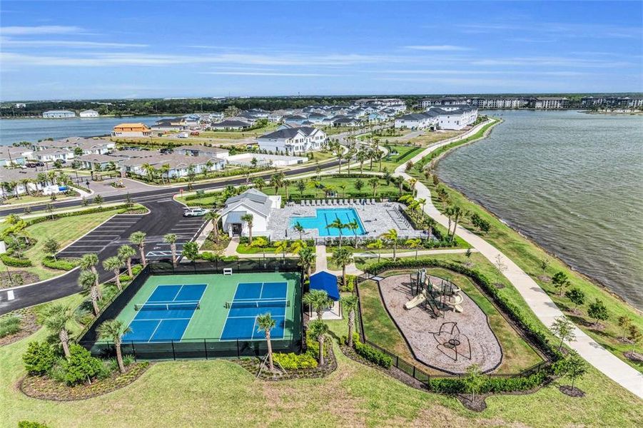 Image 37 of a home in Nautique at Waterside.