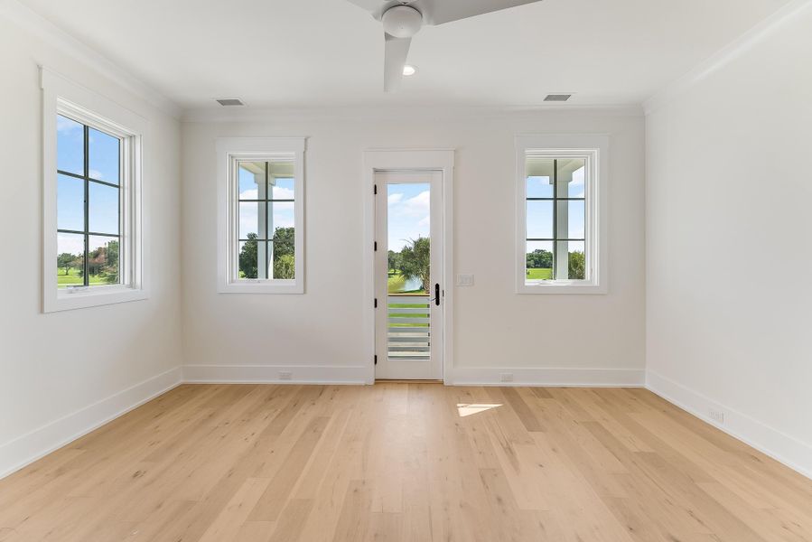 Spacious, unfurnished interior of a new home in , Georgetown (Image 66). Spacious, unfurnished interior of a new home in , Georgetown (Image 66).