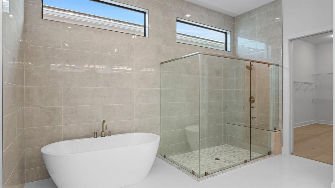 Furnished interior view inside a new home in , Palm Beach Gardens (Image 10).