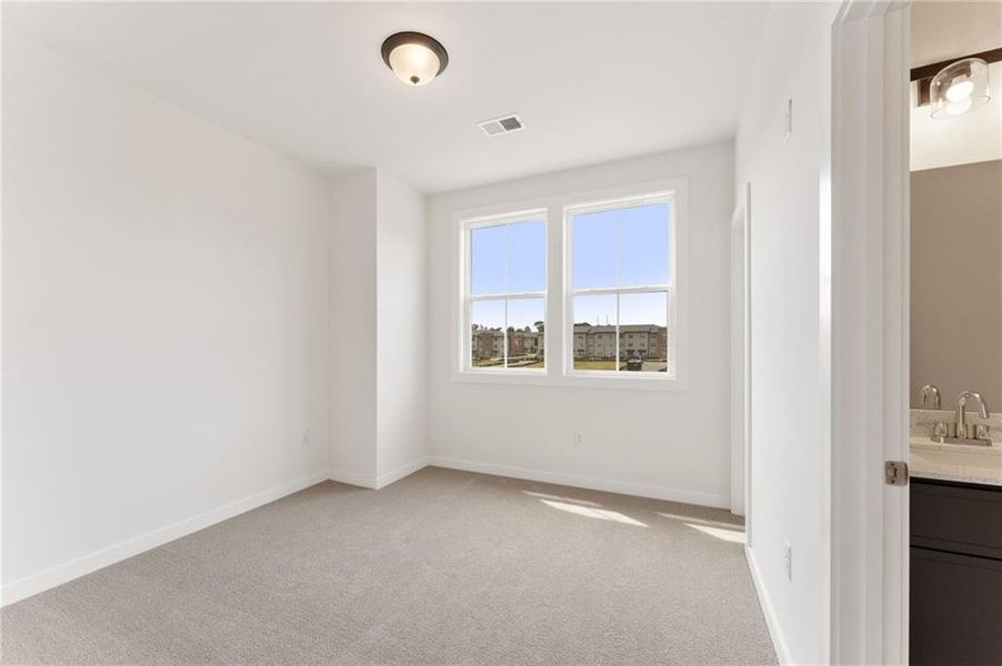 Spacious, unfurnished interior of a new home in Array, Atlanta (Image 20). Spacious, unfurnished interior of a new home in Array, Atlanta (Image 20).