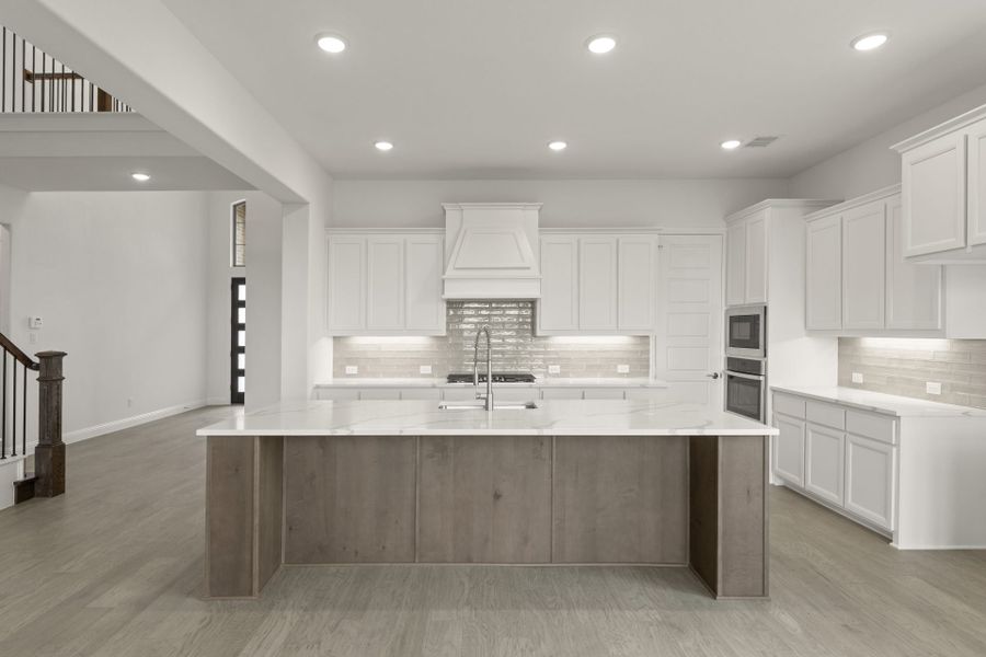 Furnished interior view inside a new home in Nelson Lake, Rockwall (Image 5).