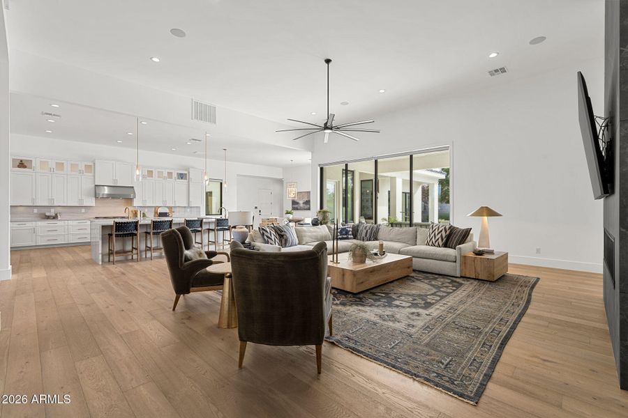 9-web-or-mls-4305-e-virgo-pl 9-web-or-mls-4305-e-virgo-pl