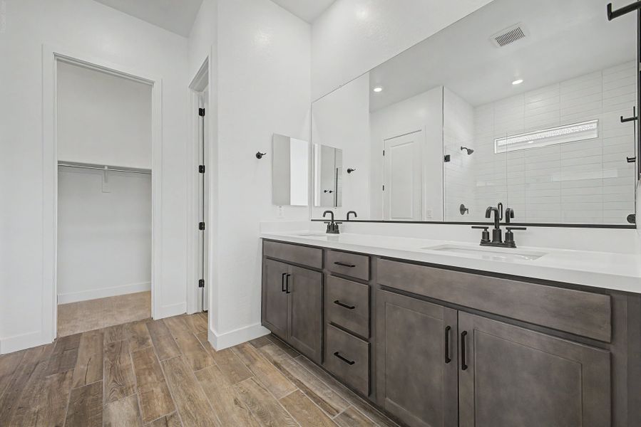 Furnished interior view inside a new home in Frontera, Surprise (Image 6). Furnished interior view inside a new home in Frontera, Surprise (Image 6).