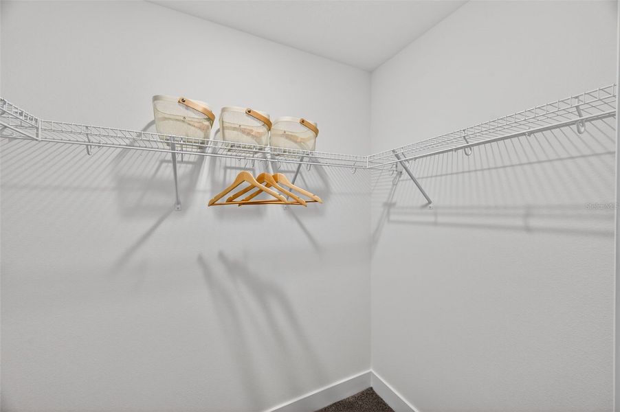 Spacious, unfurnished interior of a new home in Hill Country Estates, Dade City (Image 19).