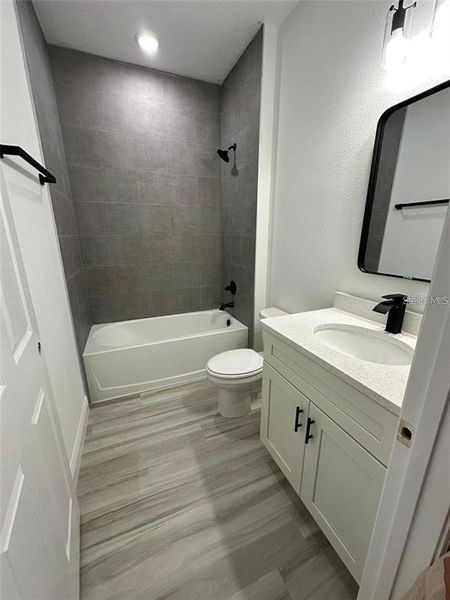 Furnished interior view inside a new home in , Ocala (Image 11).