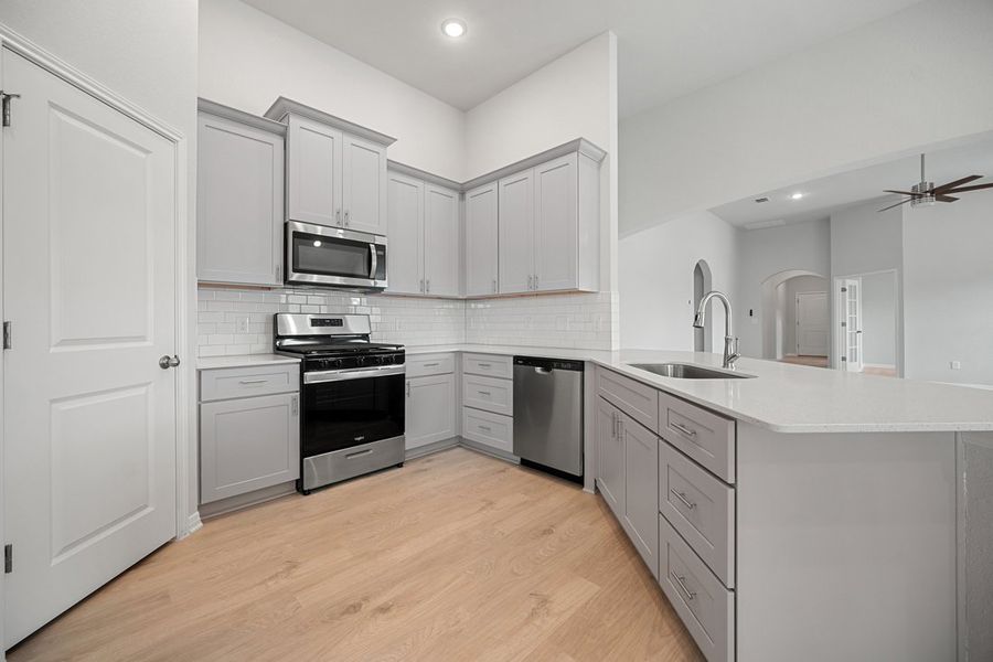 Furnished interior view inside a new home in Porter Country, Kyle (Image 6).