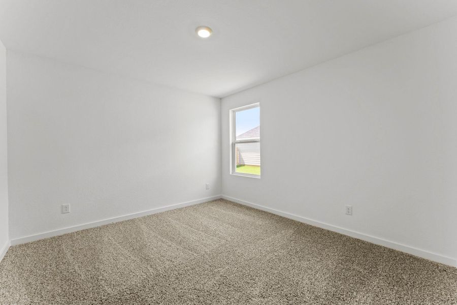 Spacious, unfurnished interior of a new home in Sonoma Oaks, Fredericksburg (Image 27). Spacious, unfurnished interior of a new home in Sonoma Oaks, Fredericksburg (Image 27).