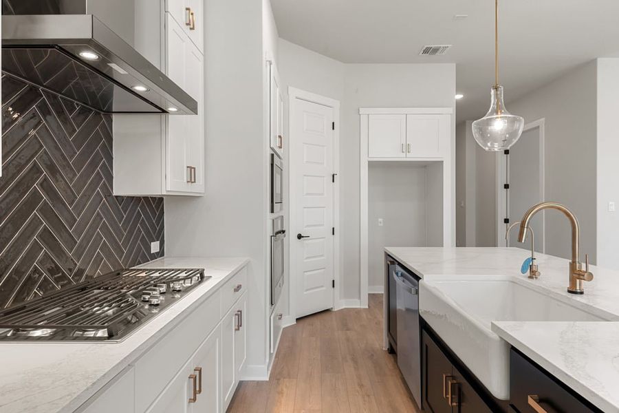 Furnished interior view inside a new home in Lagos Reserve, Manor (Image 11). Furnished interior view inside a new home in Lagos Reserve, Manor (Image 11).