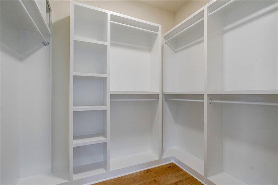 Spacious, unfurnished interior of a new home in , Atlanta (Image 29).