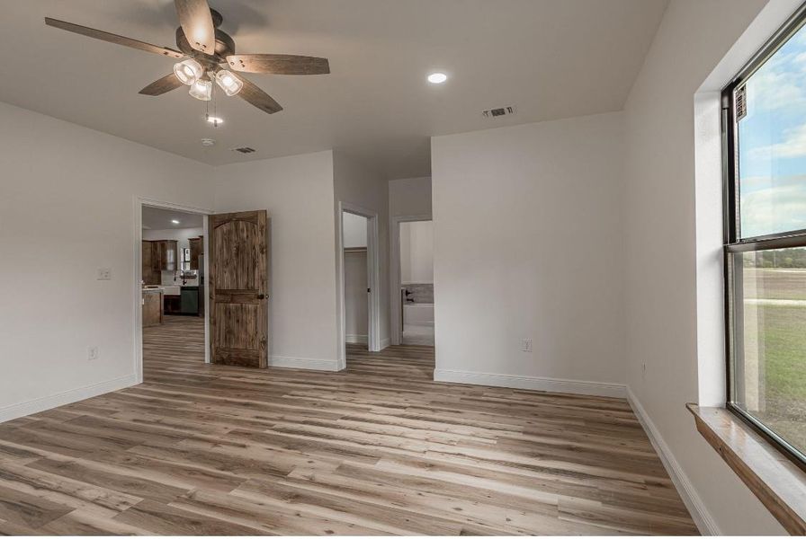 Spacious, unfurnished interior of a new home in , Groveton (Image 33). Spacious, unfurnished interior of a new home in , Groveton (Image 33).