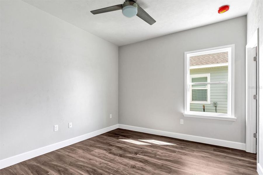 Spacious, unfurnished interior of a new home in Grand Oaks, Gainesville (Image 47).