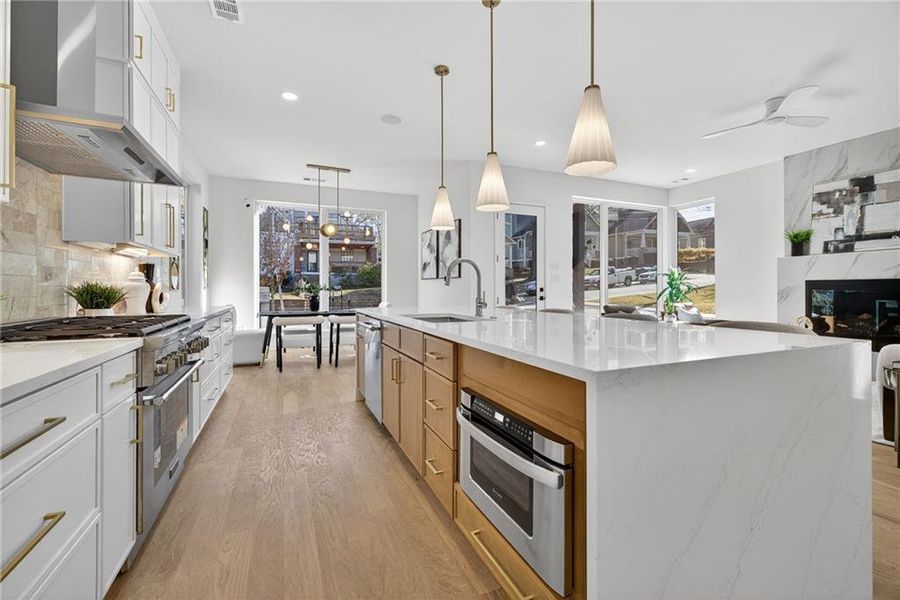 Furnished interior view inside a new home in , Atlanta (Image 11).