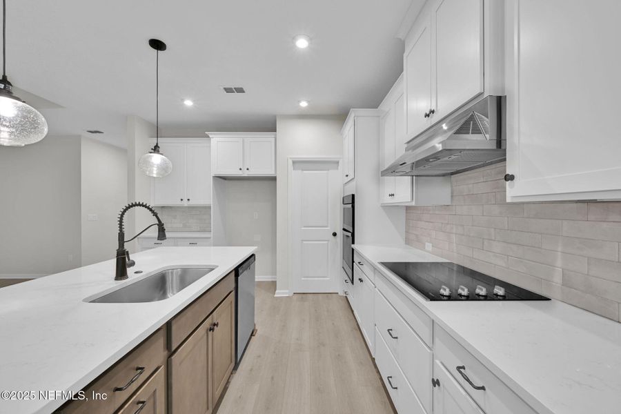 Furnished interior view inside a new home in Landing at Olde Florida, St. Augustine (Image 10).