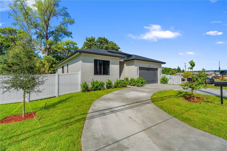 Image 31 of a home in . Image 31 of a home in .