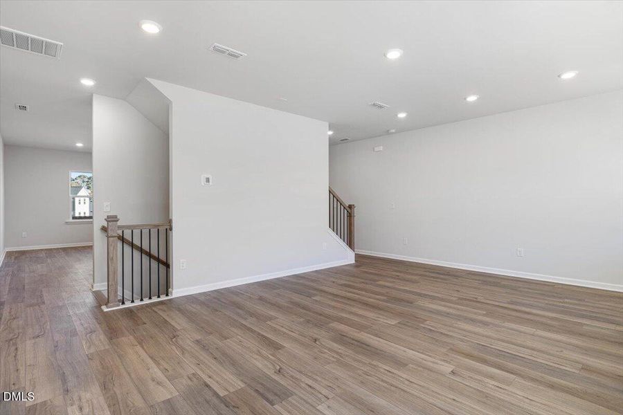 10-7256 Morris Acres - Open Peek Media-1