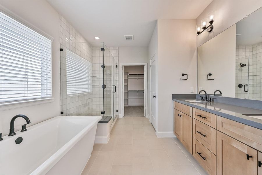 Furnished interior view inside a new home in Pearland Old Townsite, Pearland (Image 15).