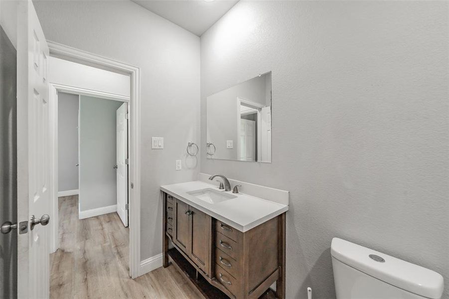 Furnished interior view inside a new home in , Cleburne (Image 8).