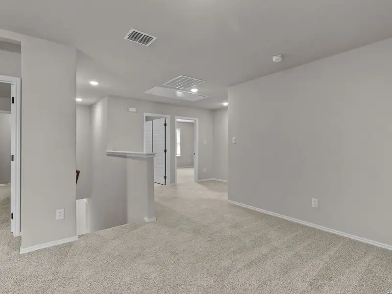 Spacious, unfurnished interior of a new home in Bricewood, San Antonio (Image 35).