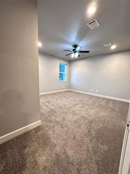 Spacious, unfurnished interior of a new home in , Houston (Image 20). Spacious, unfurnished interior of a new home in , Houston (Image 20).