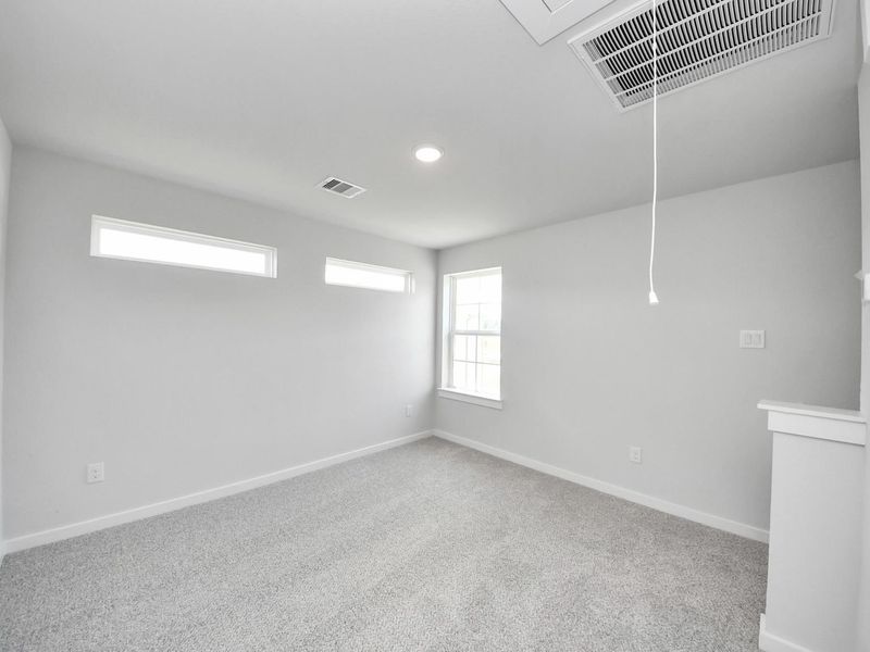 Spacious, unfurnished interior of a new home in Liberty Estates, Cleveland (Image 31).