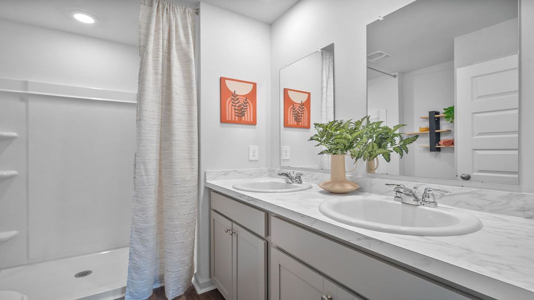 Representative furnished interior of a home built from the Sullivan by D.R. Horton in Rice Hope, Port Wentworth (Image 16).