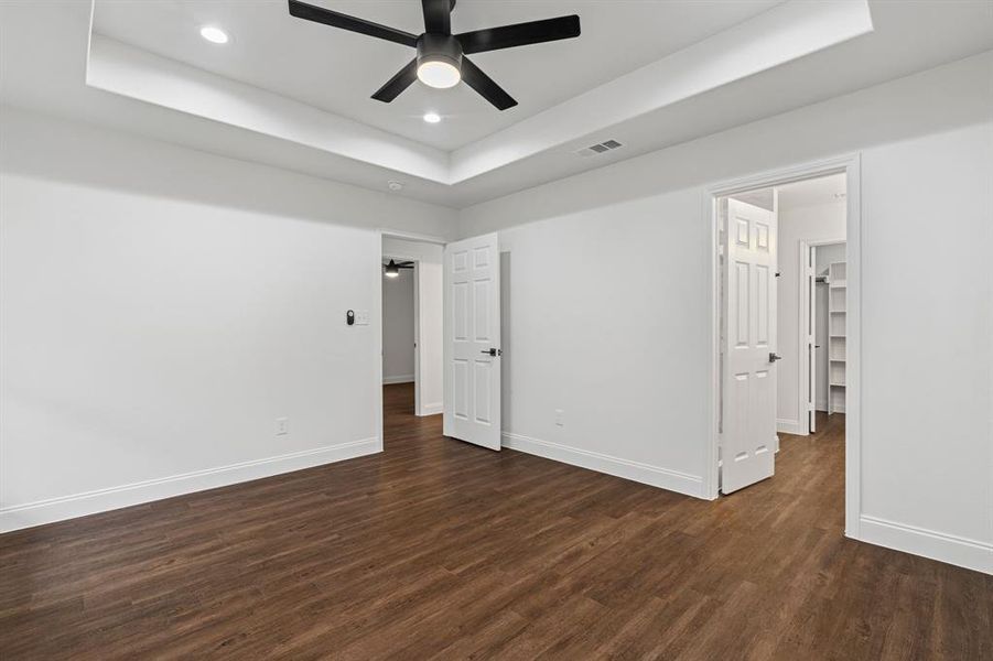 Spacious, unfurnished interior of a new home in , Greenville (Image 10). Spacious, unfurnished interior of a new home in , Greenville (Image 10).