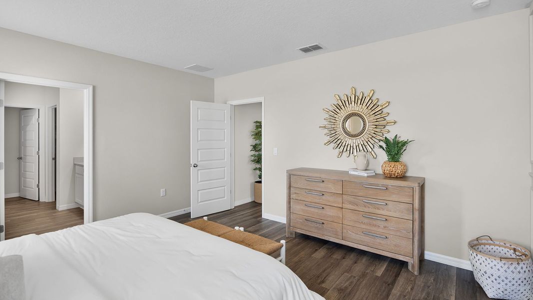 Furnished interior view inside a new home in Sun N Lake, Sebring (Image 17).