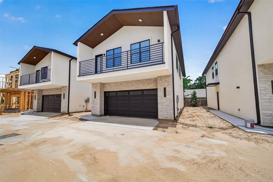 Image 32 of a home in .