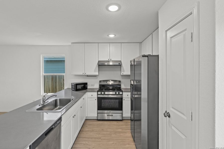 Furnished interior view inside a new home in Hidden Trails, Bulverde (Image 7).