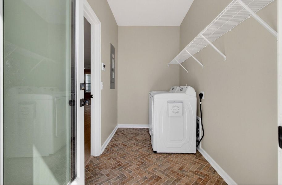 Image 56 of a home in Twin Lakes.