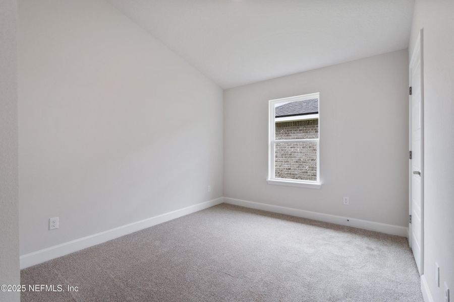 Spacious, unfurnished interior of a new home in Shadow Crest at Rolling Hills, Green Cove Springs (Image 14).