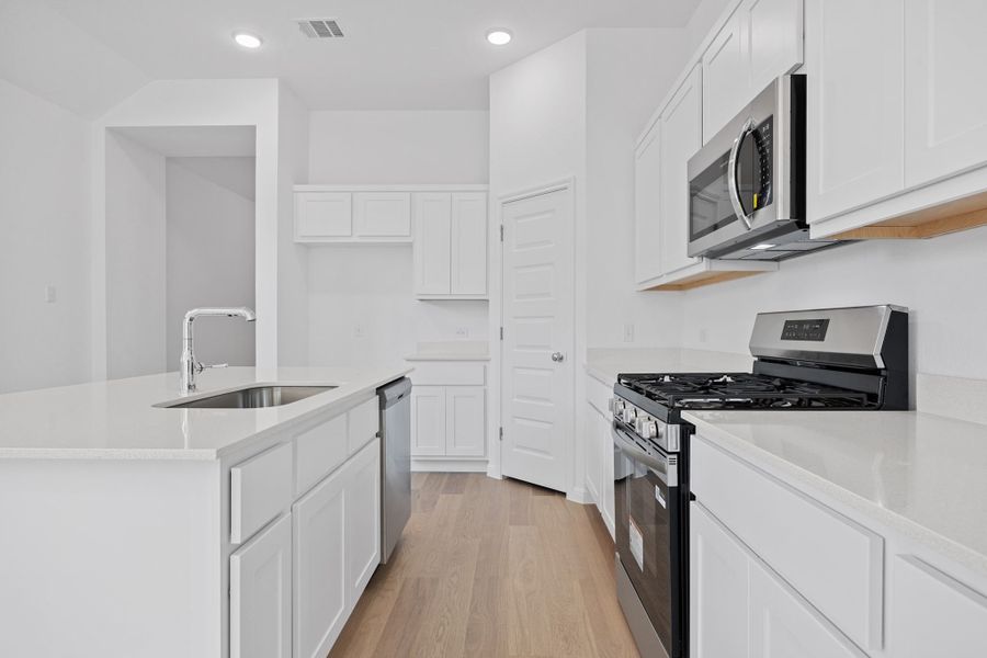 Furnished interior view inside a new home in Trinity Ranch, Elgin (Image 8).