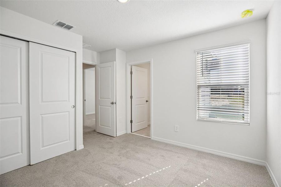 Spacious, unfurnished interior of a new home in , Lady Lake (Image 38).