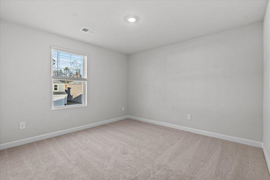 Spacious, unfurnished interior of a new home in Creek Ridge - Signature Collection, Spartanburg (Image 16). Spacious, unfurnished interior of a new home in Creek Ridge - Signature Collection, Spartanburg (Image 16).