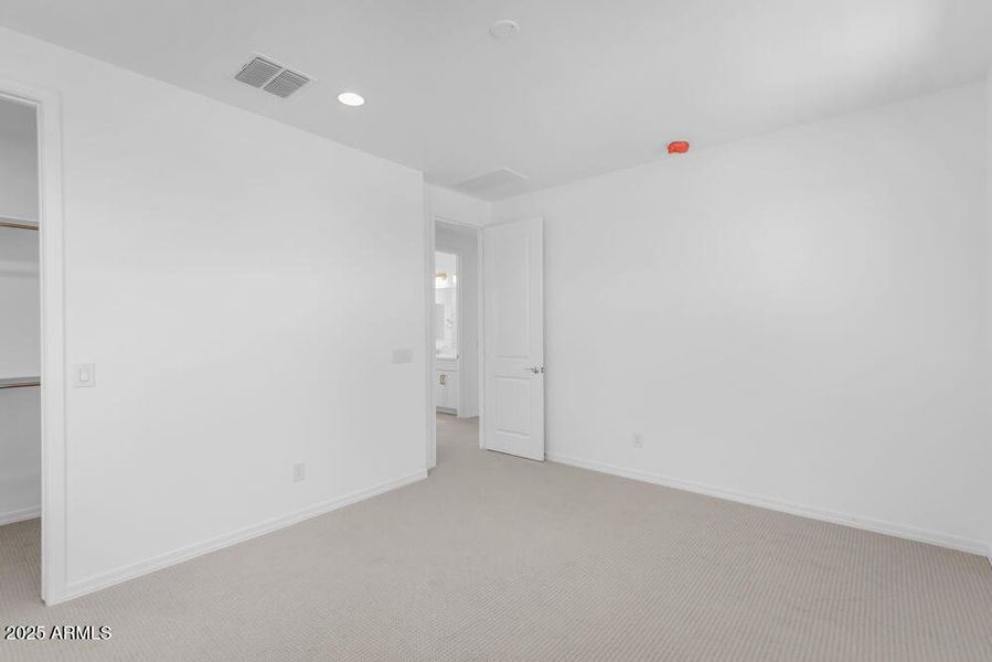 8825 W Vermont Avenue - Ready Now 8825 W Vermont Avenue - Ready Now