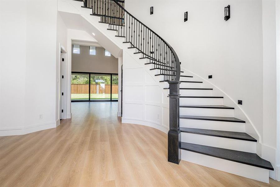 Spacious, unfurnished interior of a new home in , Colleyville (Image 28).