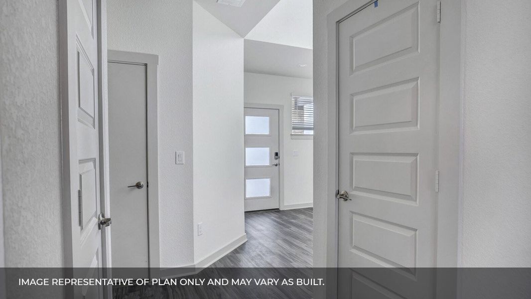 Spacious, unfurnished interior of a new home in Frontier, Mustang Ridge (Image 11).