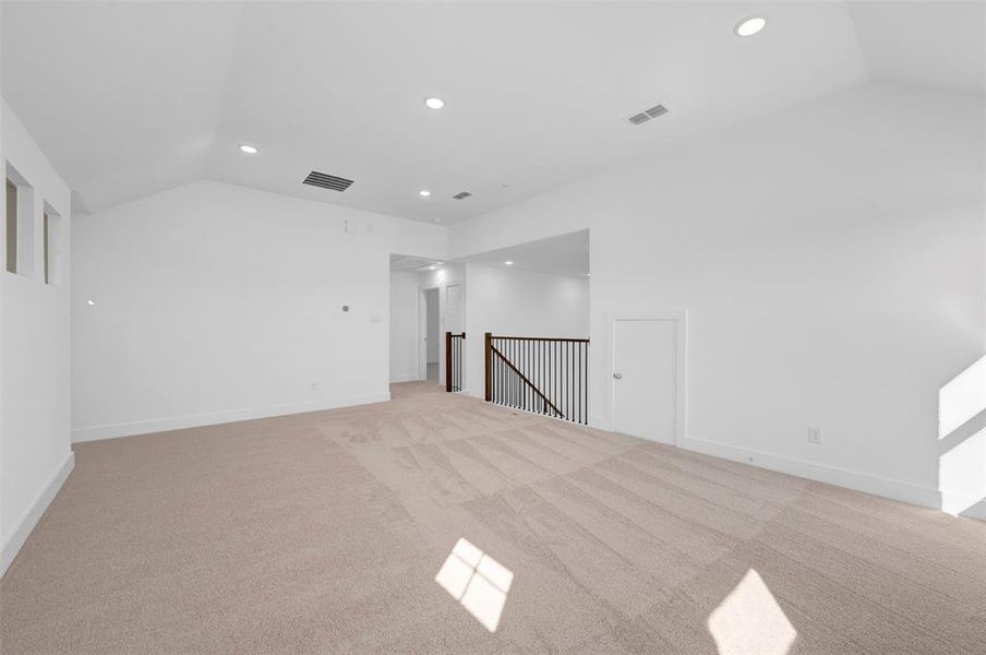 Spacious, unfurnished interior of a new home in Lily Creek at Sutton Fields, Aubrey (Image 34). Spacious, unfurnished interior of a new home in Lily Creek at Sutton Fields, Aubrey (Image 34).