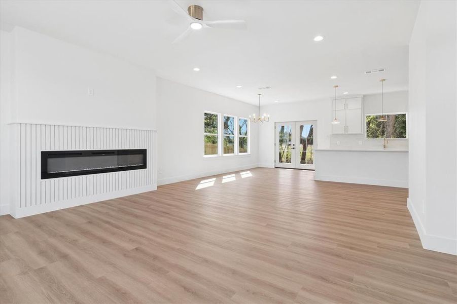 Spacious, unfurnished interior of a new home in , Glenn Heights (Image 17).