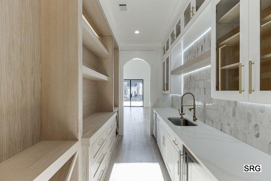 Furnished interior view inside a new home in , Lawrenceville (Image 25).