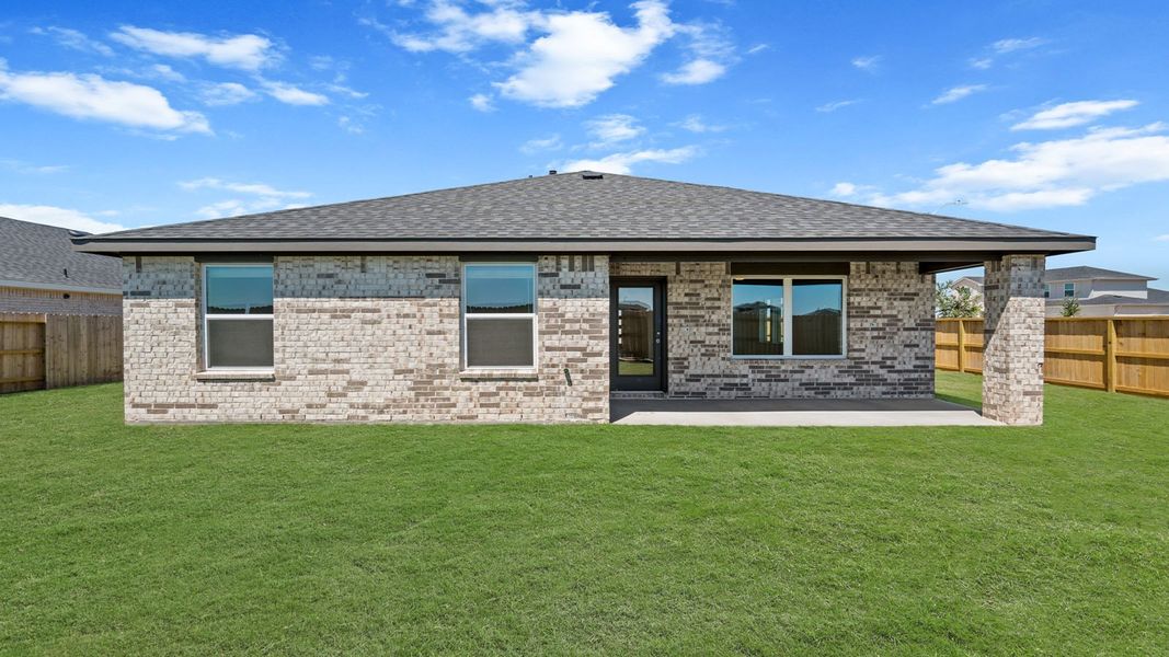Exterior details and patio area of a home in Sunterra Lakes, Brookshire (Image 4). Exterior details and patio area of a home in Sunterra Lakes, Brookshire (Image 4).