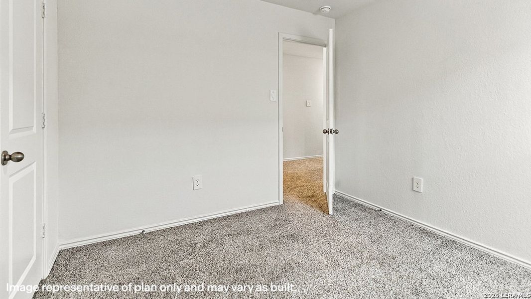 Spacious, unfurnished interior of a new home in Seneca Trails, San Antonio (Image 27).
