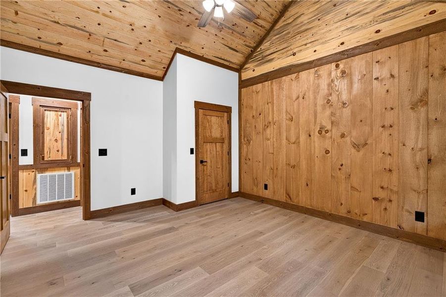 Spacious, unfurnished interior of a new home in , Talking Rock (Image 14). Spacious, unfurnished interior of a new home in , Talking Rock (Image 14).