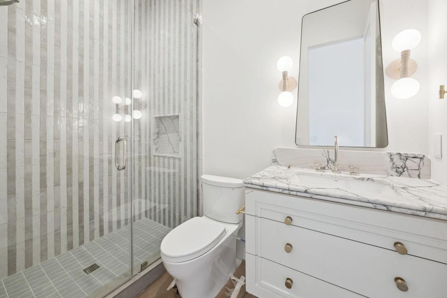 All secondary bathrooms have incredible finishes.