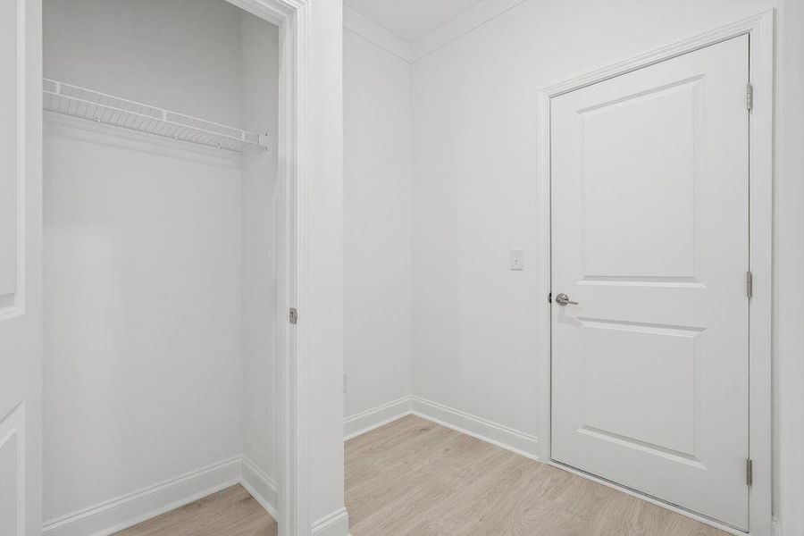 Spacious, unfurnished interior of a new home in Reserve at Hickory Walk, Kennesaw (Image 23).