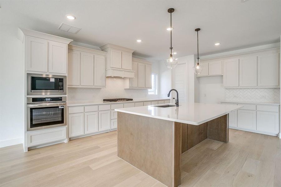 Furnished interior view inside a new home in Talon Hills, Fort Worth (Image 4).