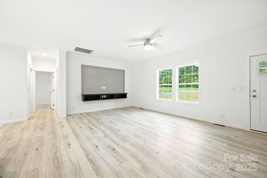 Spacious, unfurnished interior of a new home in , Statesville (Image 30).