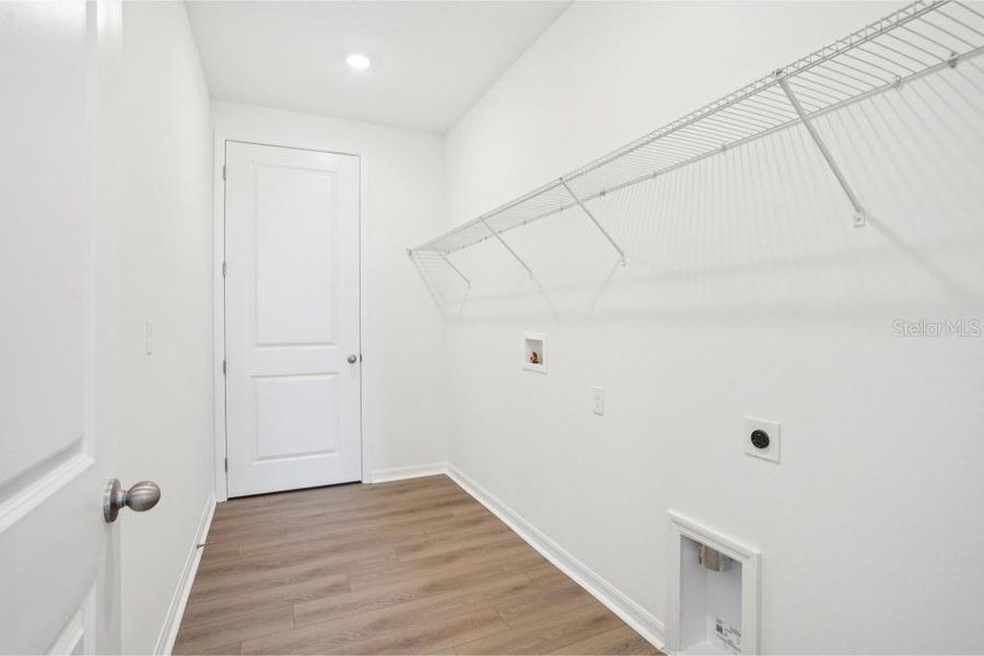 Spacious, unfurnished interior of a new home in Trailside, Mount Dora (Image 8). Spacious, unfurnished interior of a new home in Trailside, Mount Dora (Image 8).